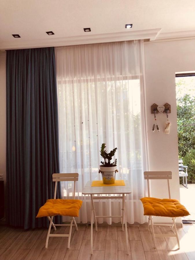 Sweet Apartment In クタイシ エクステリア 写真