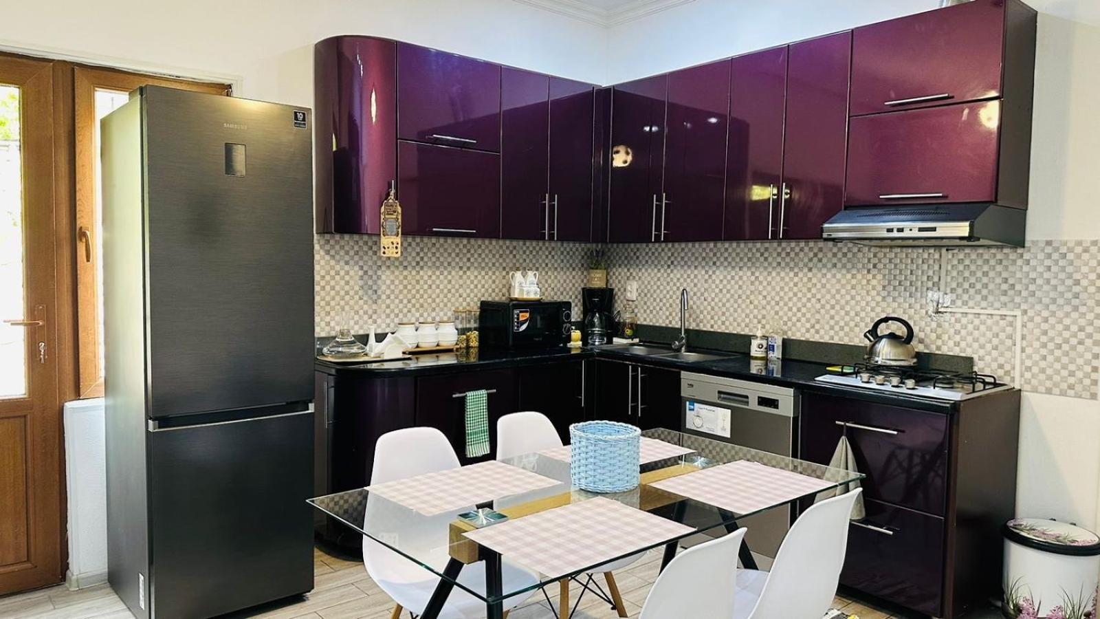 Sweet Apartment In クタイシ エクステリア 写真