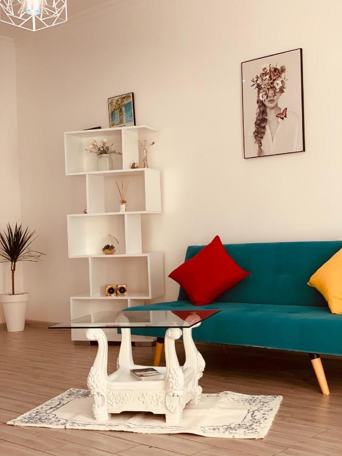 Sweet Apartment In クタイシ エクステリア 写真