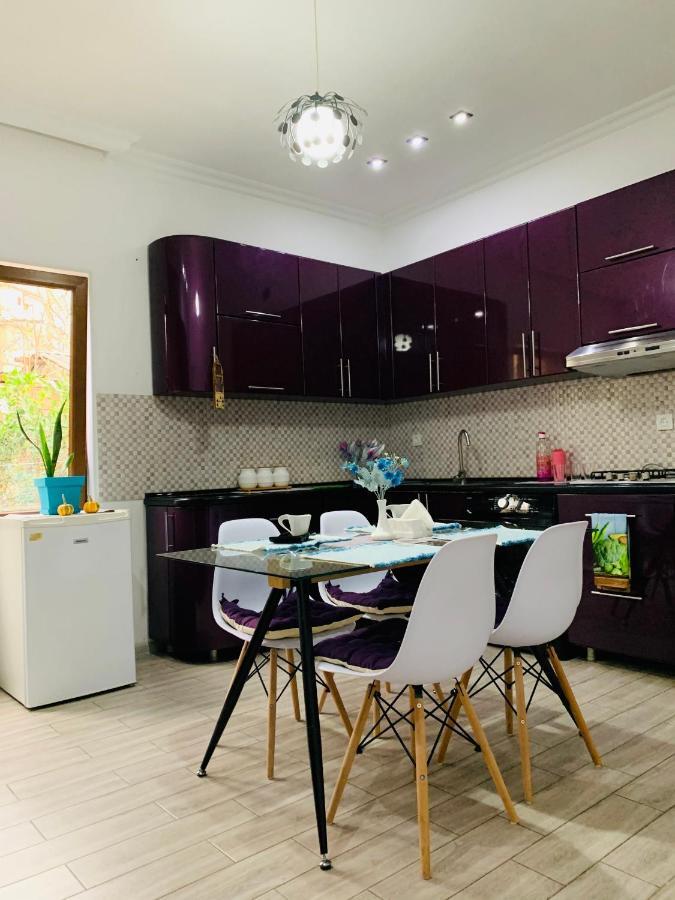 Sweet Apartment In クタイシ エクステリア 写真