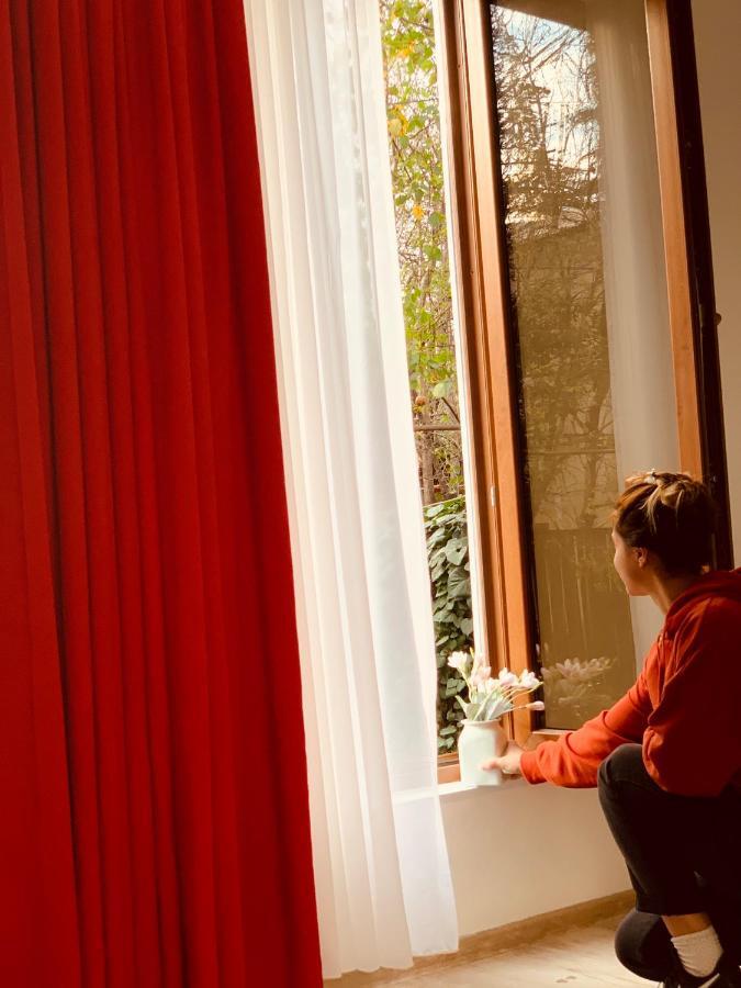 Sweet Apartment In クタイシ エクステリア 写真