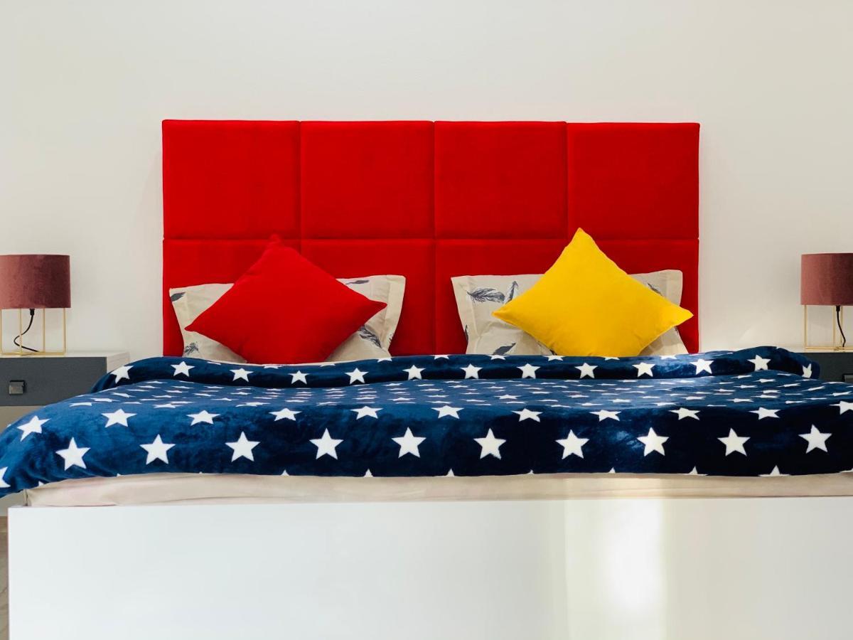 Sweet Apartment In クタイシ エクステリア 写真