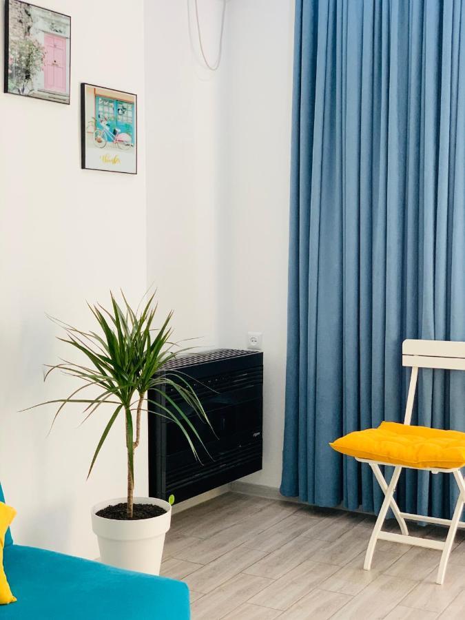 Sweet Apartment In クタイシ エクステリア 写真